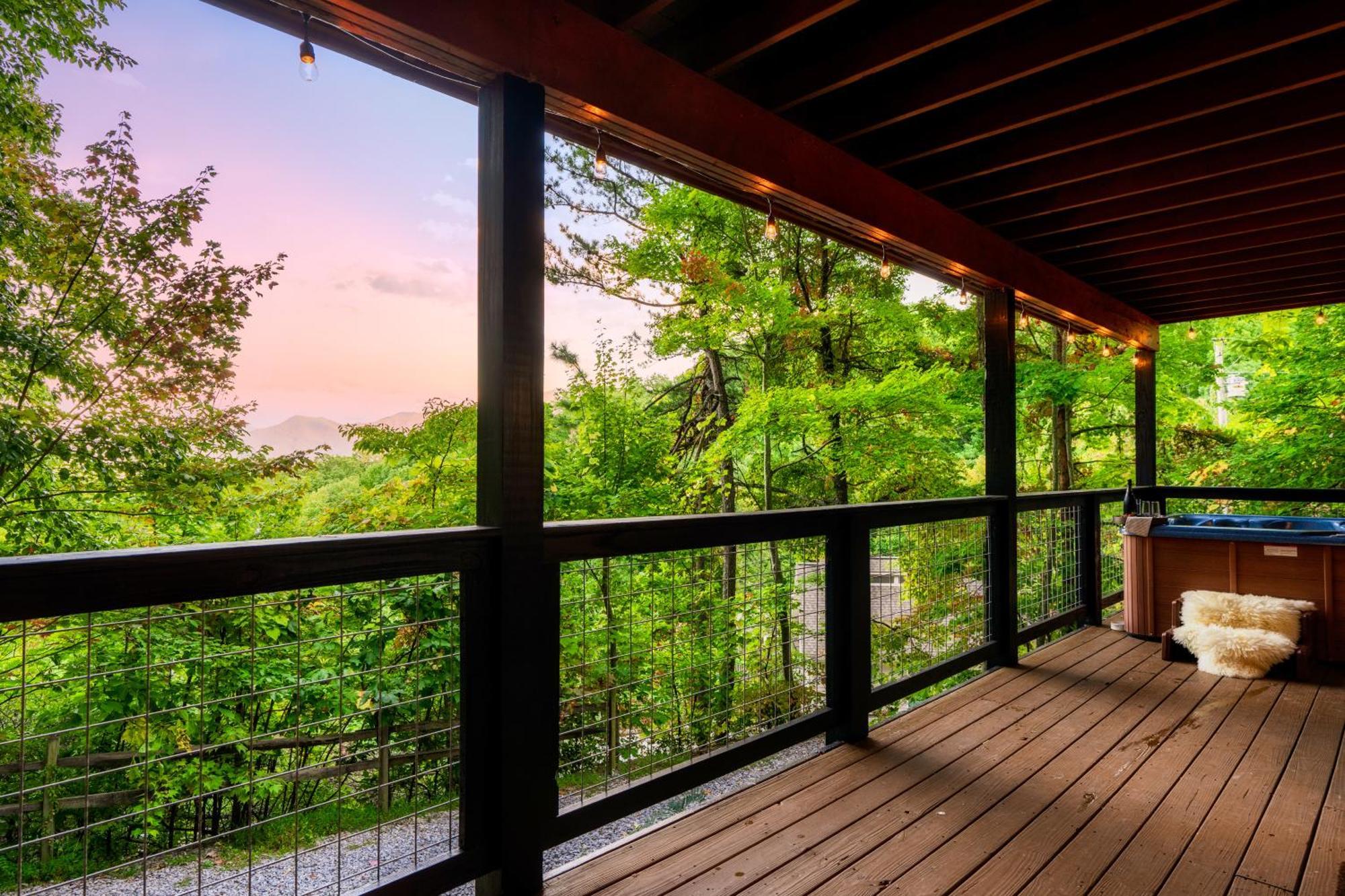 Woodhaven - Private - 3 Suites - Gorgeous Views - 3 Pools - Gamerm - Hottub - Lots Of Bears Гетлинбург Екстериор снимка